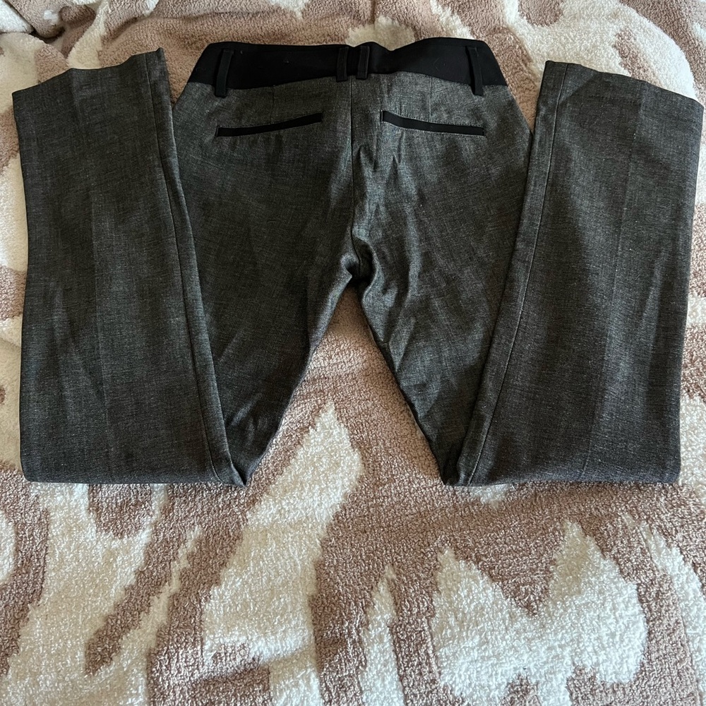 Express Women's Gray Straight Leg Jeans - Picture 4 of 6